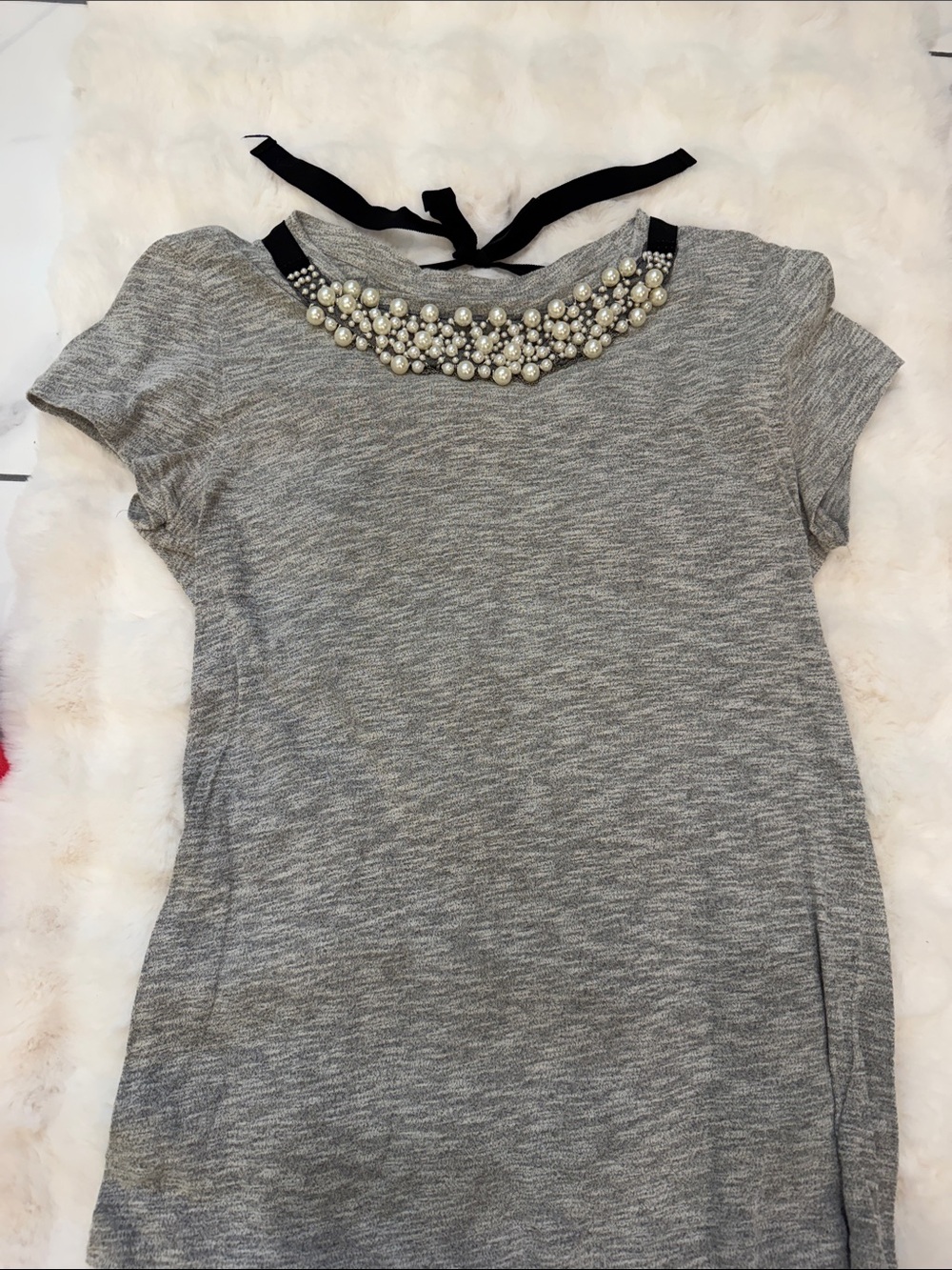 LOFT Grey Short-Sleeve Top with Pearl Collar